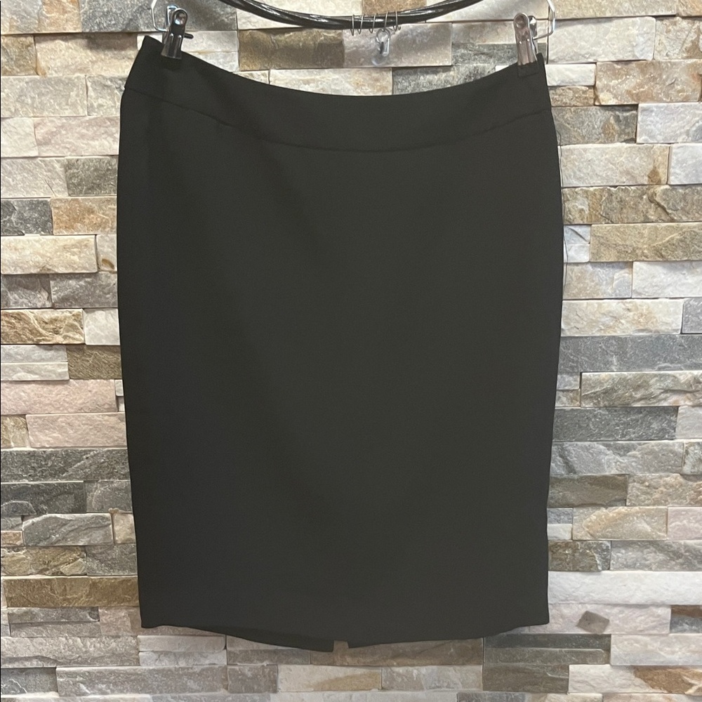 Jones New York Black Pencil Skirt - Sleek Office Style